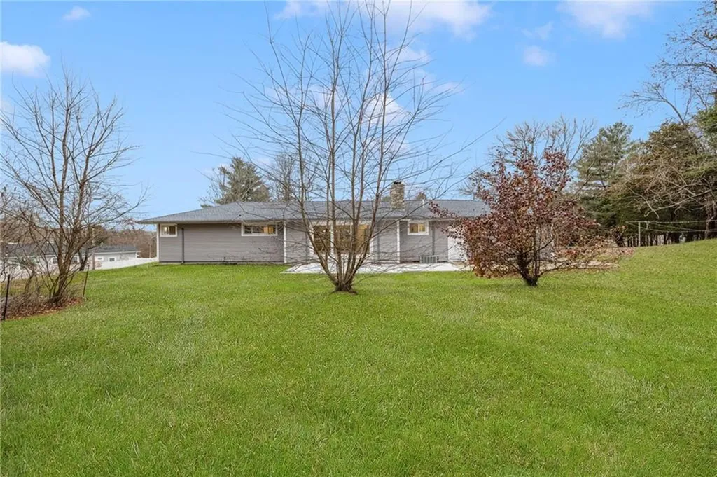 13 Ivy Place Lincoln RI 02865