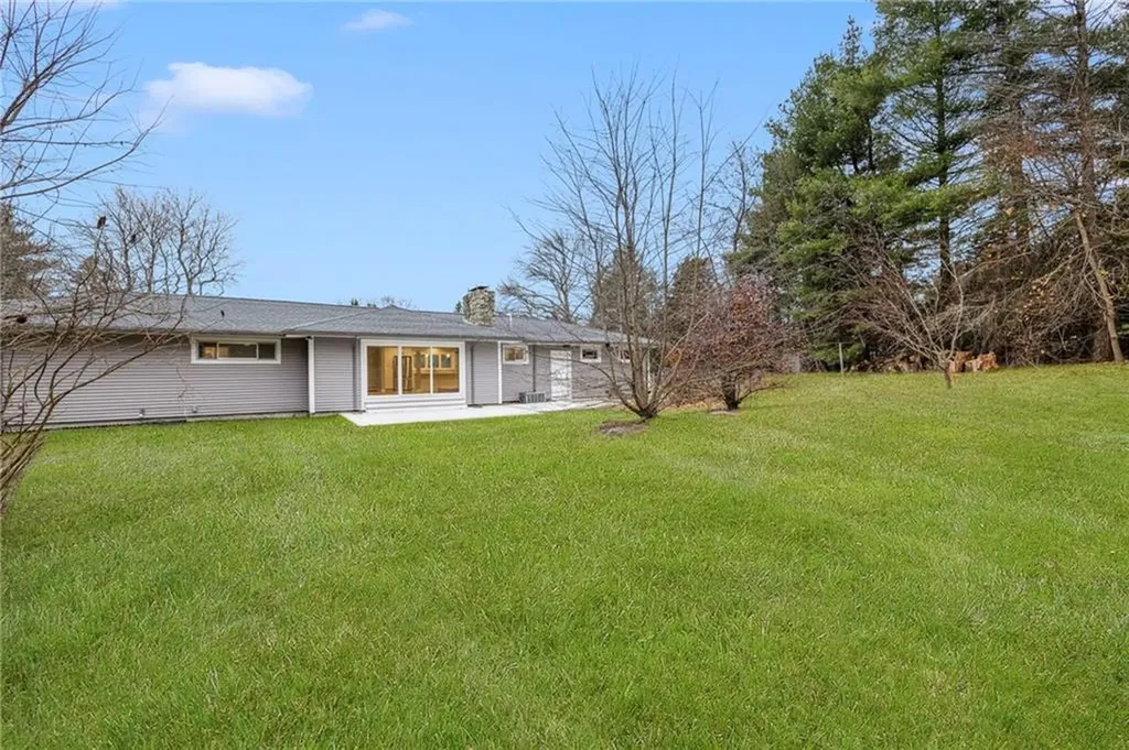 13 Ivy Place Lincoln RI 02865