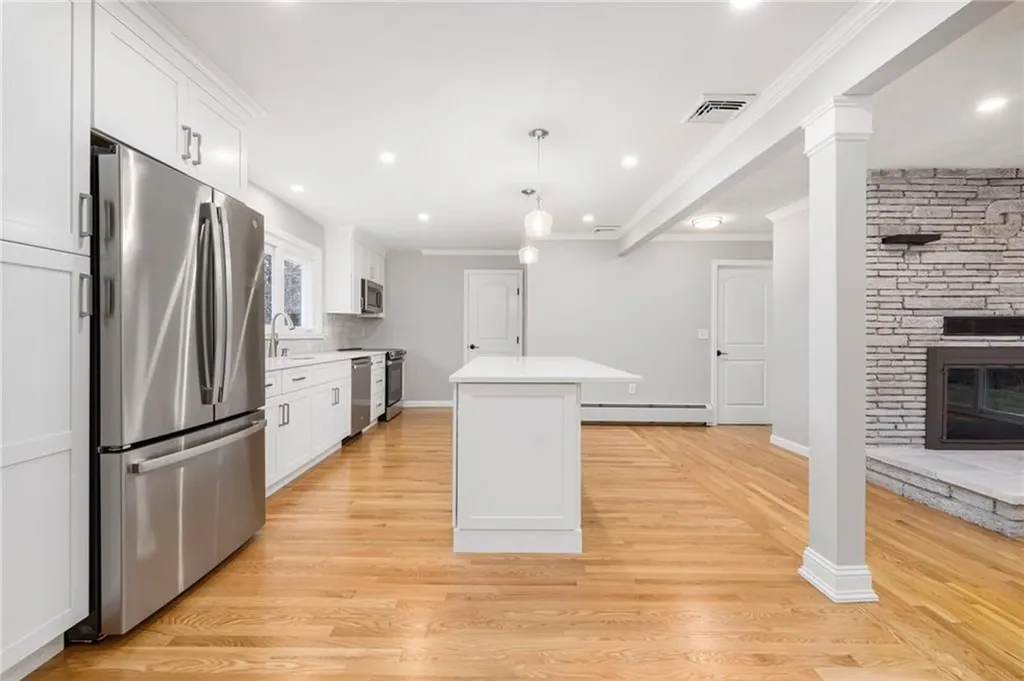 13 Ivy Place Lincoln RI 02865