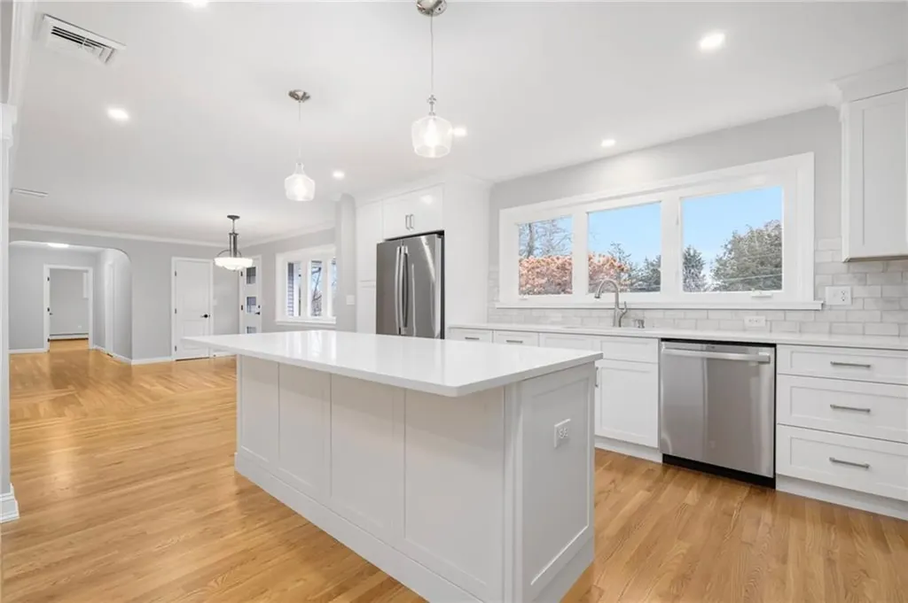 13 Ivy Place Lincoln RI 02865