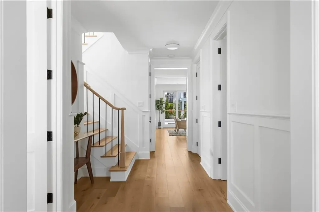 813 Ocean Road Narragansett RI 02882