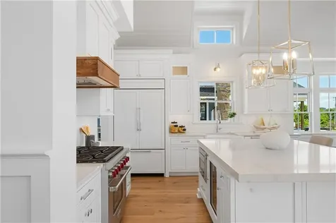 813 Ocean Road Narragansett RI 02882