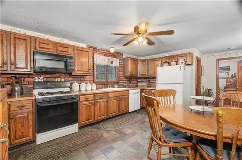 124 Benedict Road Burrillville RI 02830