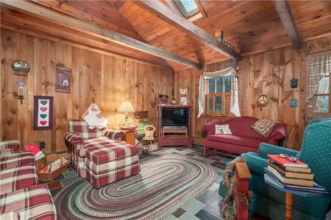 124 Benedict Road Burrillville RI 02830