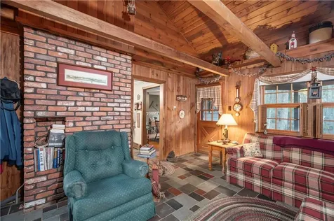 124 Benedict Road Burrillville RI 02830