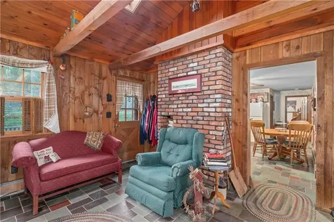 124 Benedict Road Burrillville RI 02830