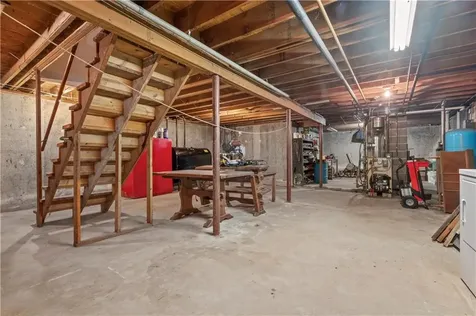 124 Benedict Road Burrillville RI 02830