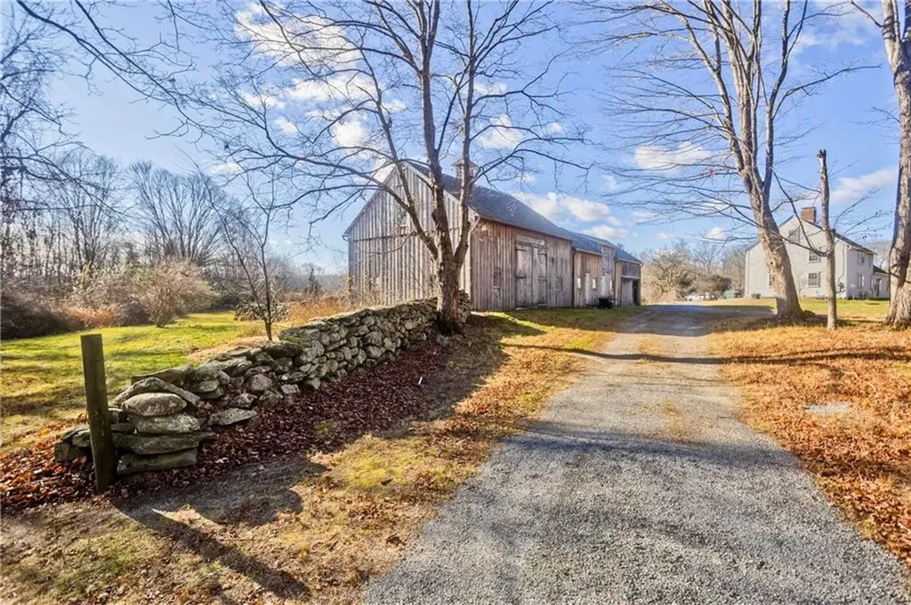 175 Huntinghouse Road Glocester RI 02857