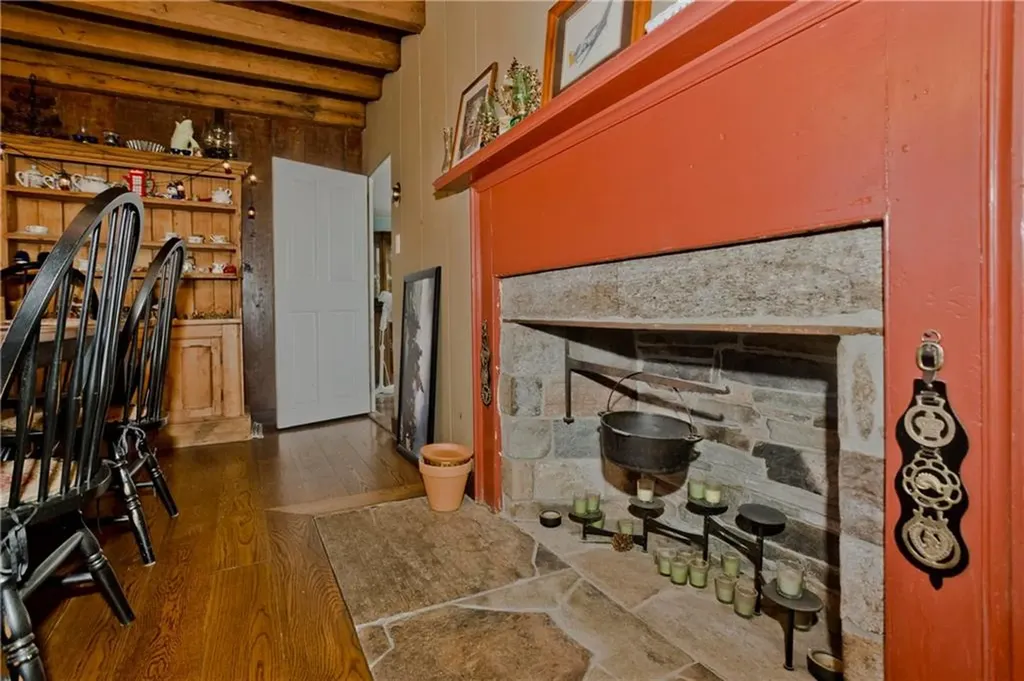 175 Huntinghouse Road Glocester RI 02857