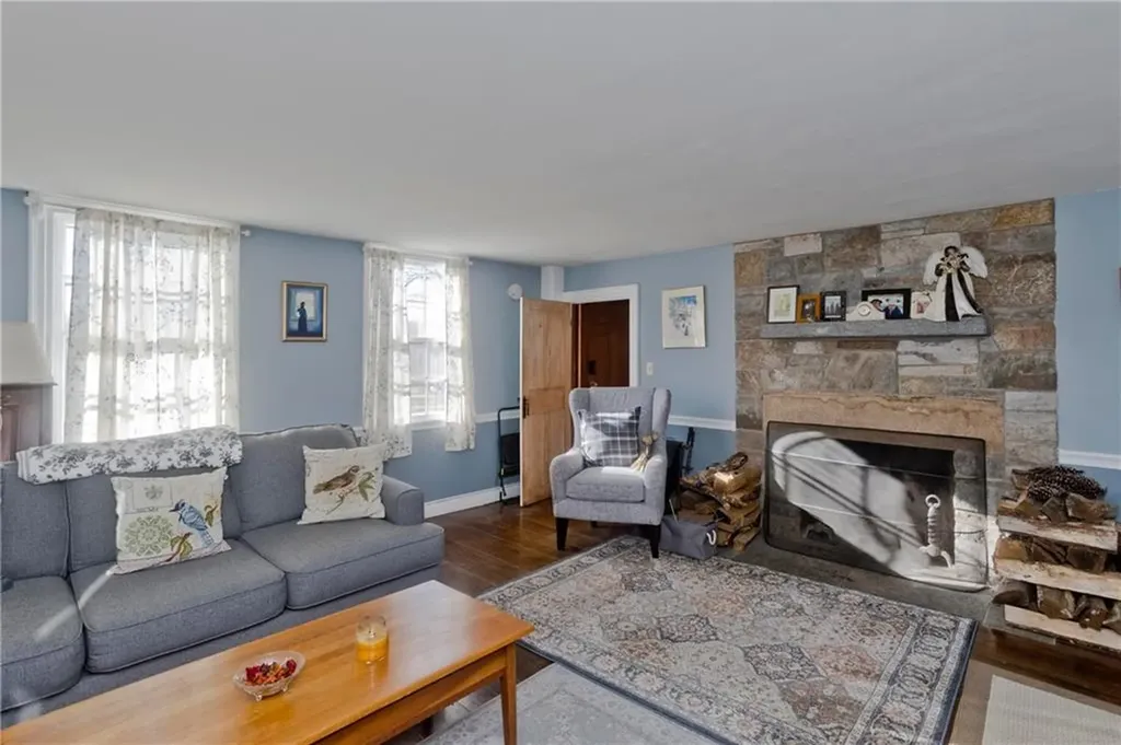 175 Huntinghouse Road Glocester RI 02857