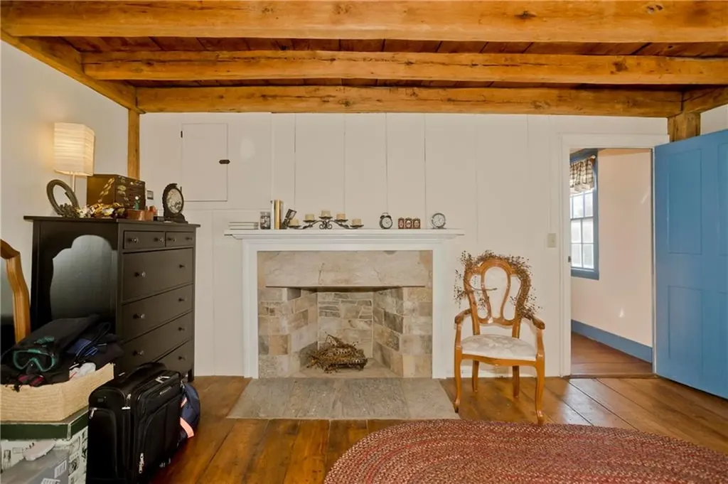 175 Huntinghouse Road Glocester RI 02857