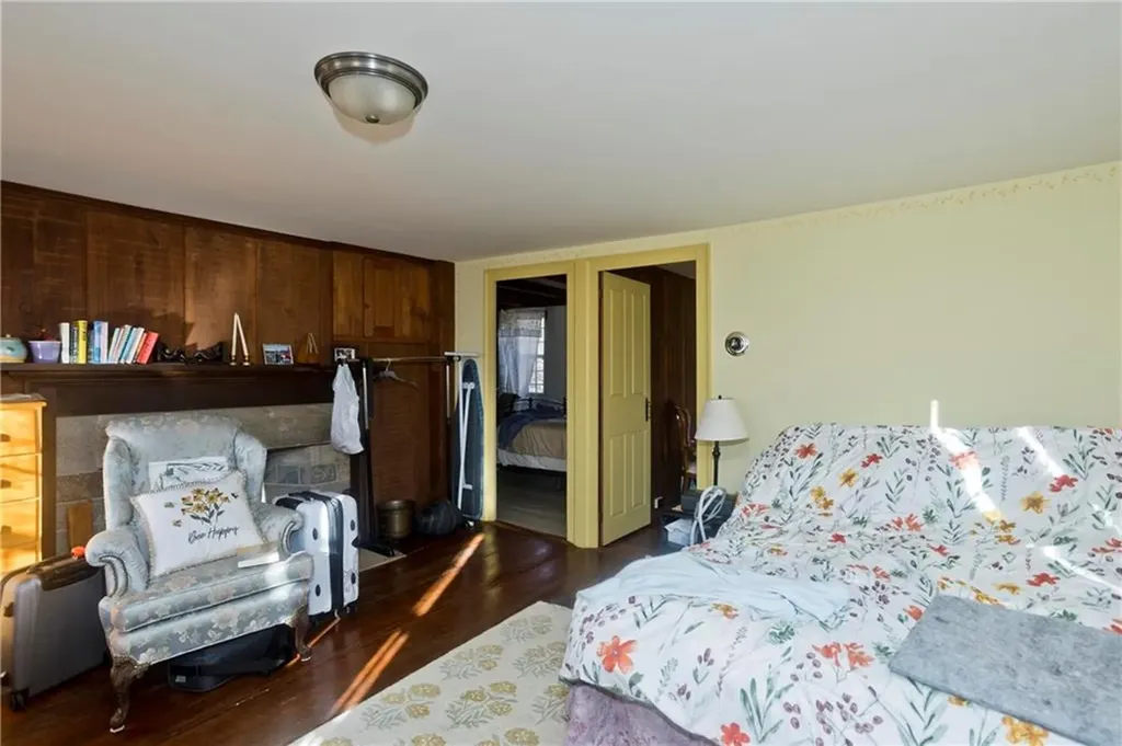 175 Huntinghouse Road Glocester RI 02857