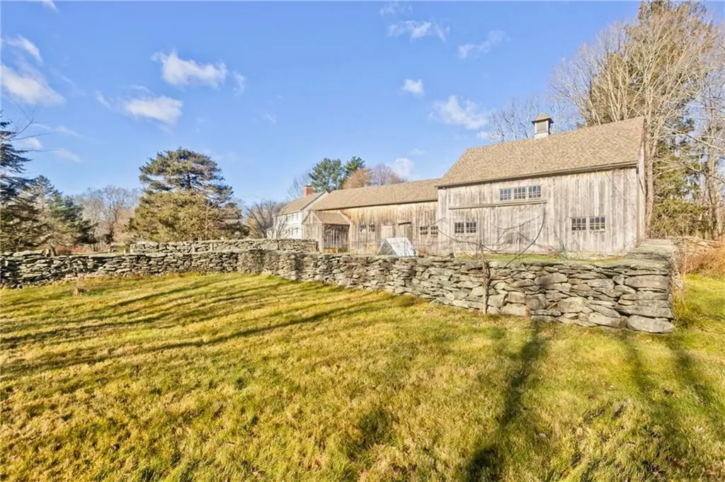 175 Huntinghouse Road Glocester RI 02857