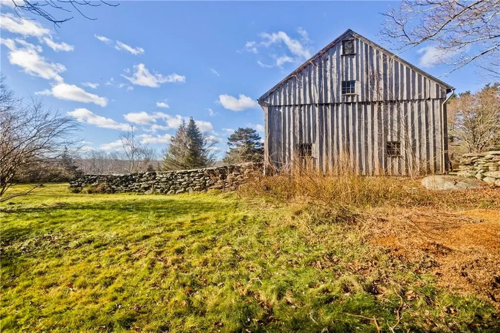 175 Huntinghouse Road Glocester RI 02857