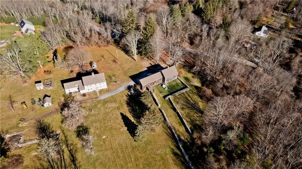 175 Huntinghouse Road Glocester RI 02857