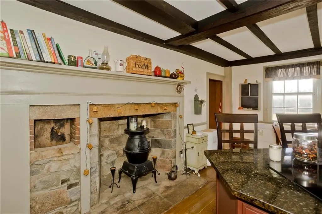 175 Huntinghouse Road Glocester RI 02857