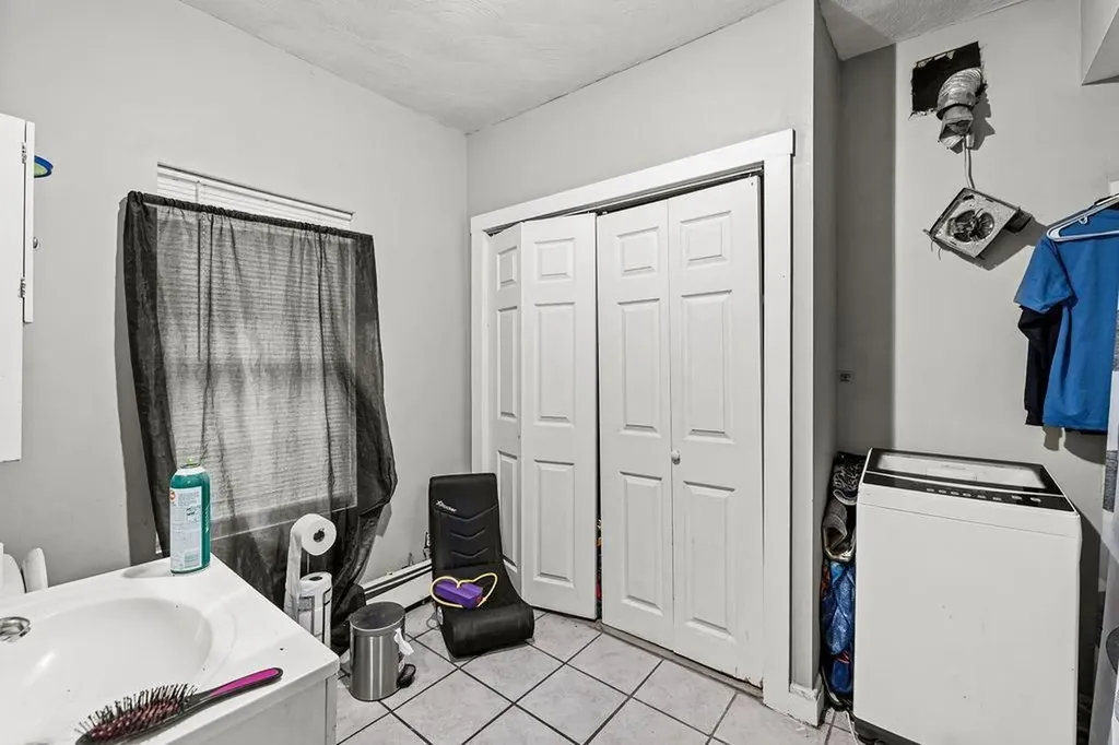 511 High Street Central Falls RI 02863