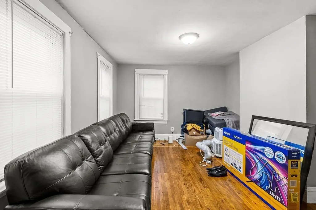 511 High Street Central Falls RI 02863