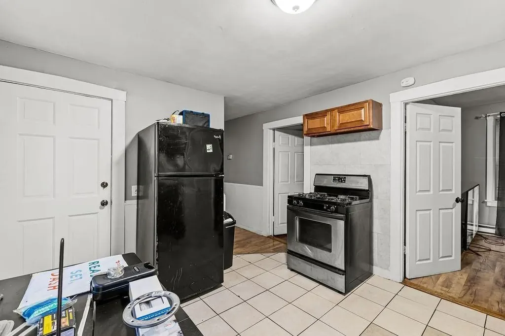 511 High Street Central Falls RI 02863