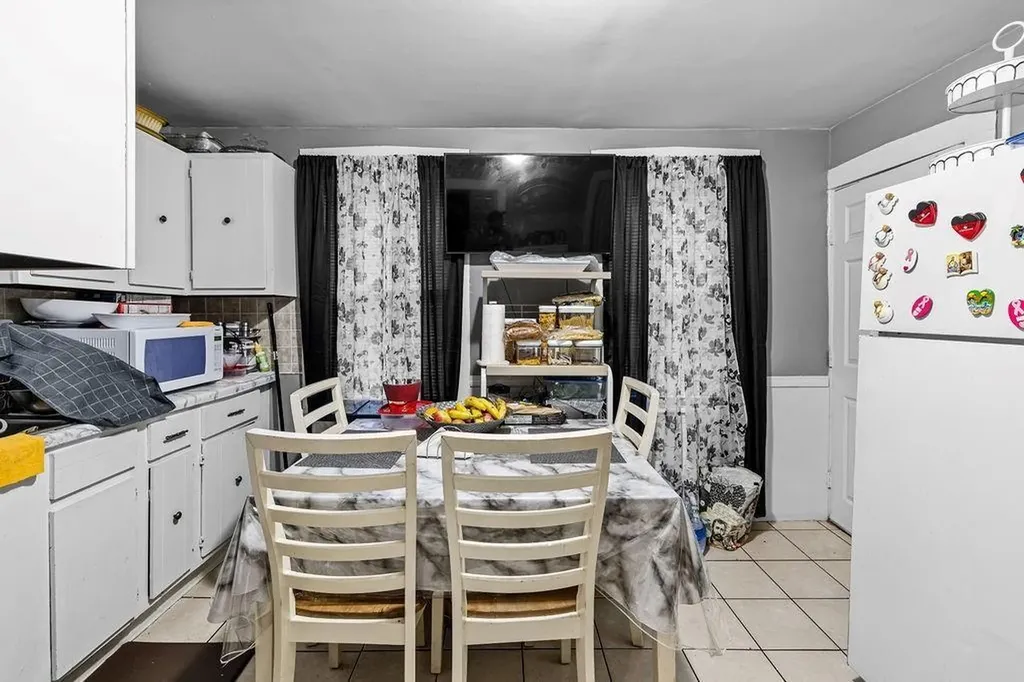 511 High Street Central Falls RI 02863