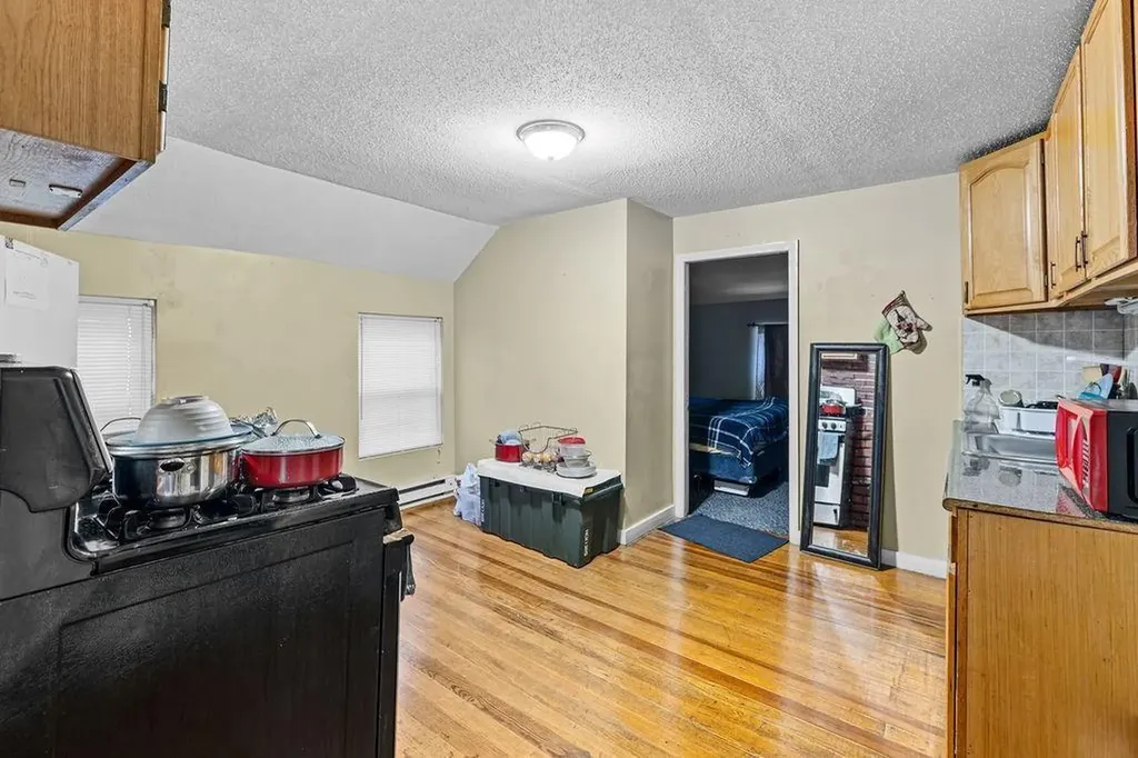 511 High Street Central Falls RI 02863