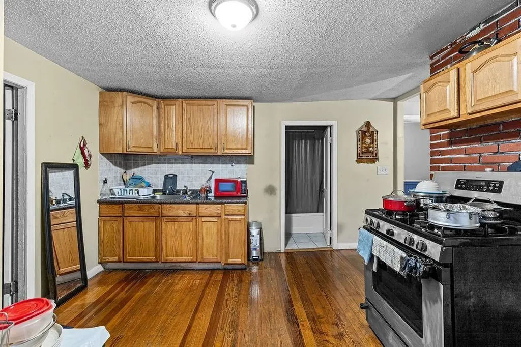 511 High Street Central Falls RI 02863