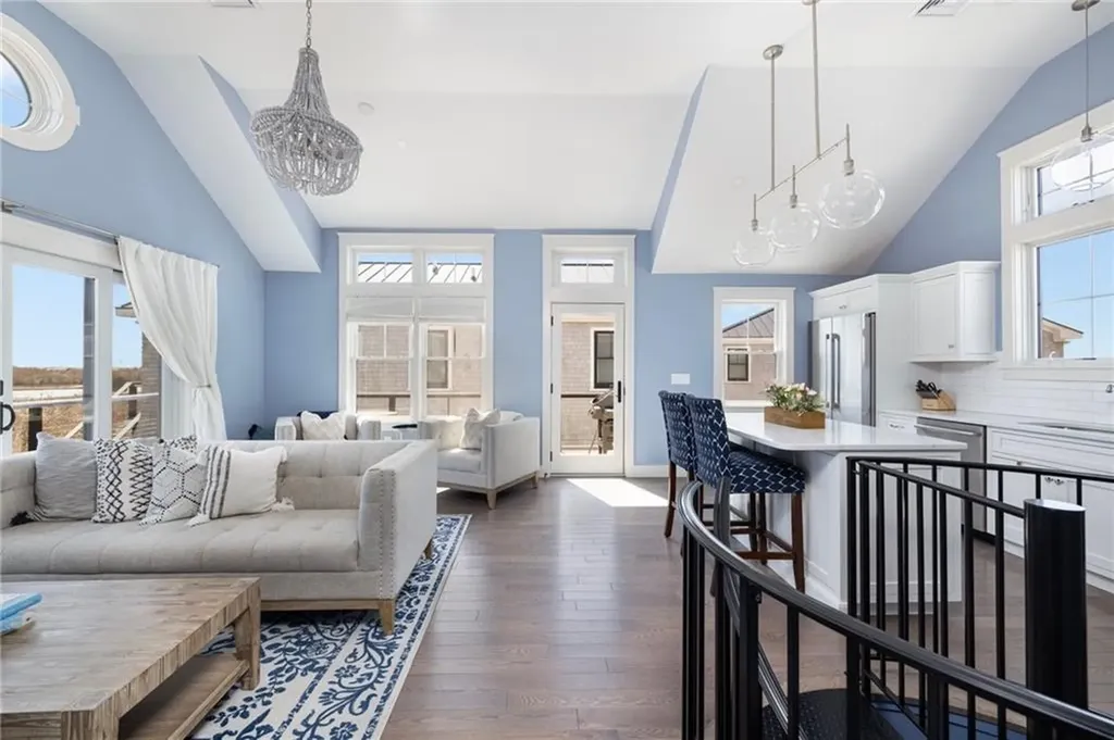 14 East Pointe Court South Kingstown RI 02879