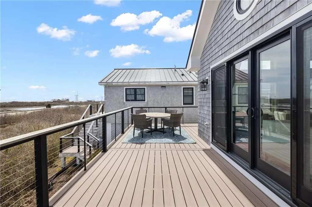 14 East Pointe Court South Kingstown RI 02879