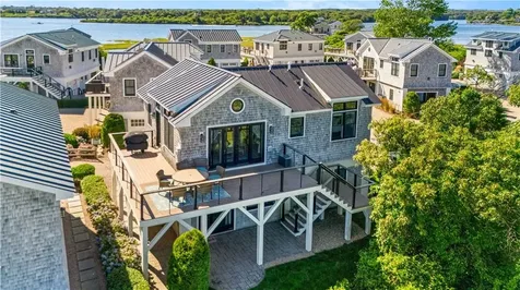 14 East Pointe Court South Kingstown RI 02879