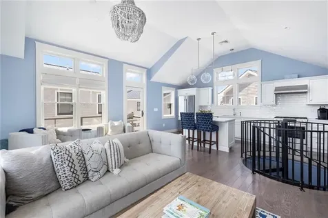 14 East Pointe Court South Kingstown RI 02879