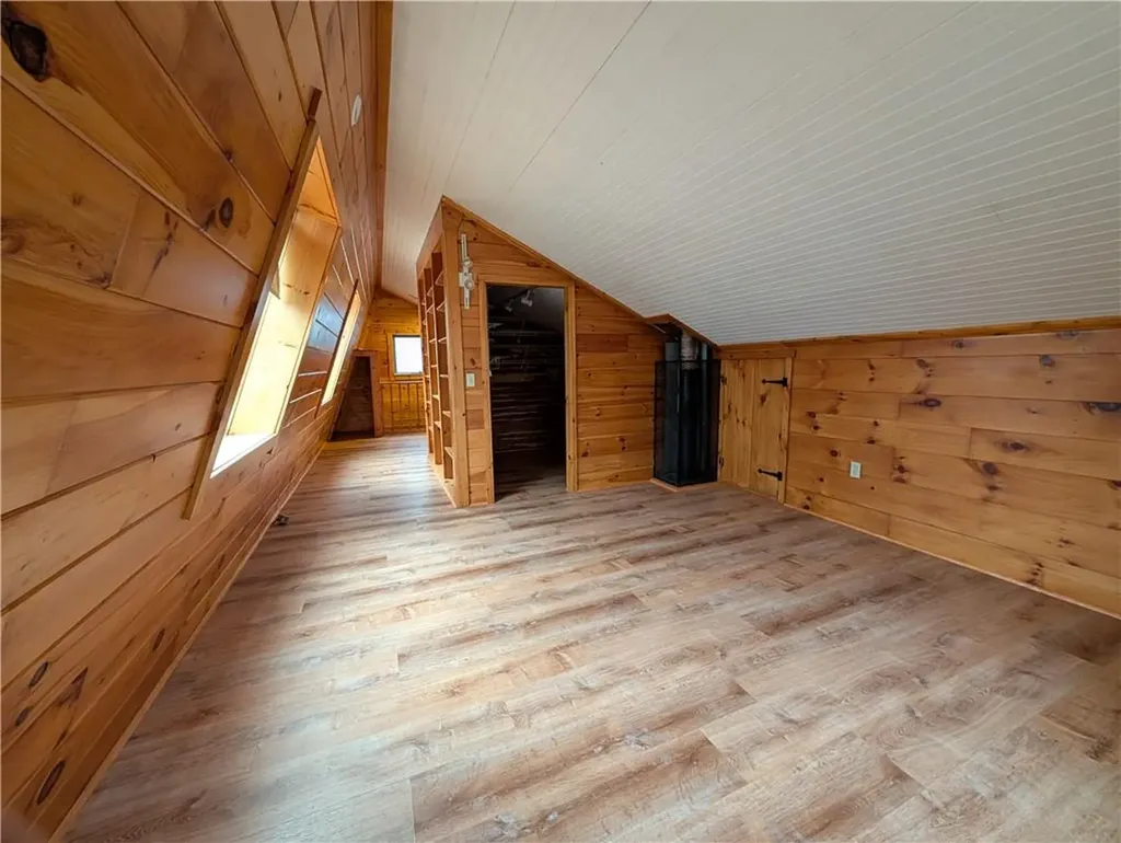 18 King Road Foster RI 02825