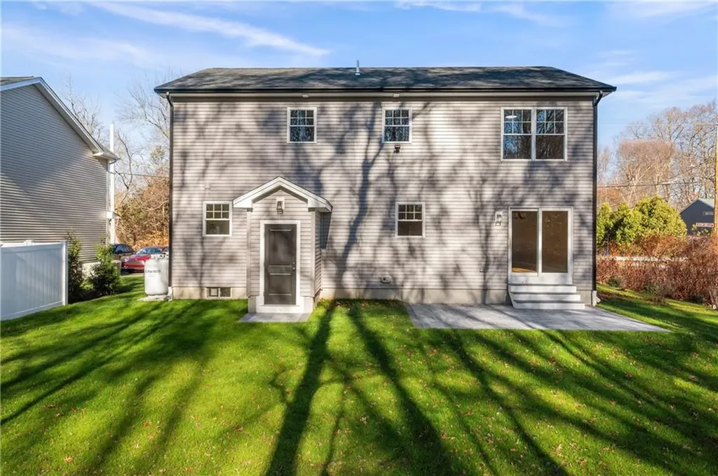 237 Congress Street Woonsocket RI 02895