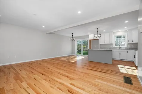 237 Congress Street Woonsocket RI 02895