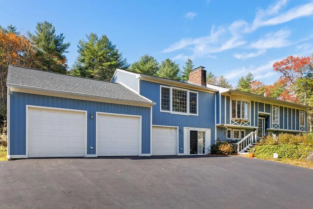 413 Hill Farm Road Coventry RI 02816