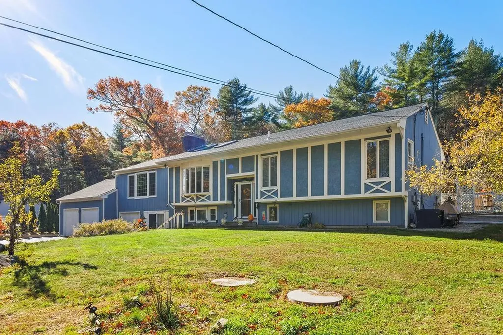 413 Hill Farm Road Coventry RI 02816