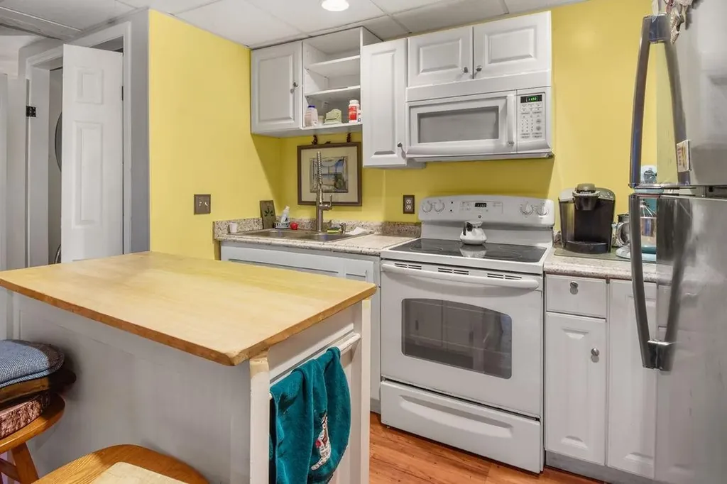 413 Hill Farm Road Coventry RI 02816