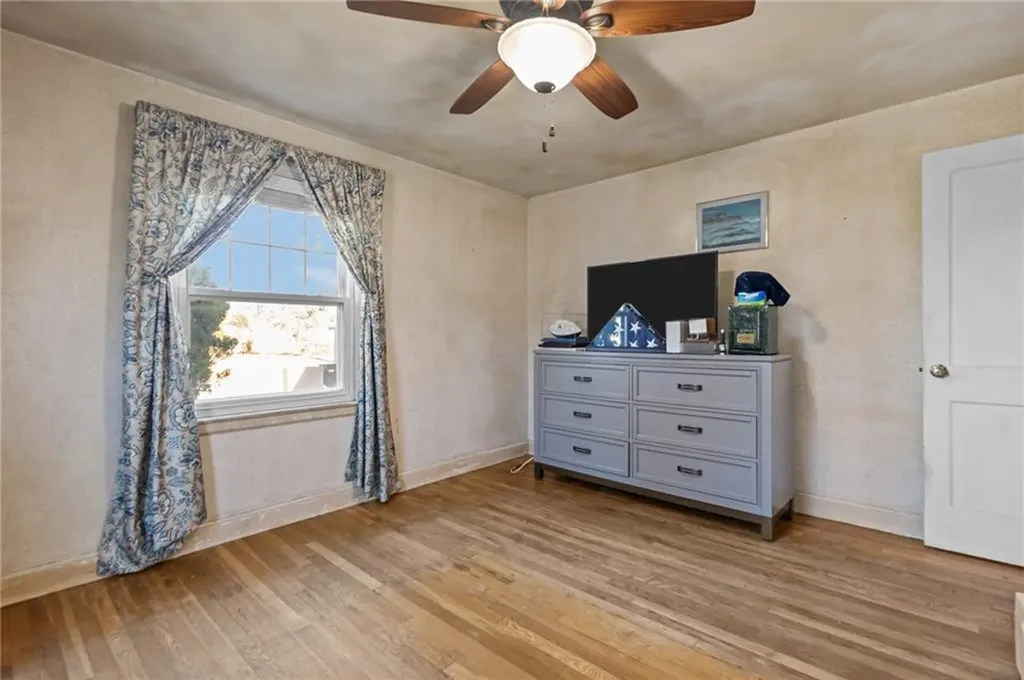 190 Chapmans Avenue Warwick RI 02886