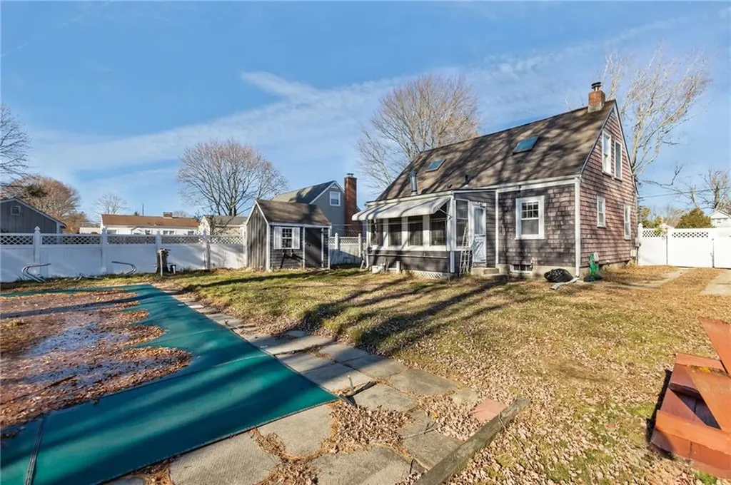 190 Chapmans Avenue Warwick RI 02886