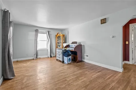 190 Chapmans Avenue Warwick RI 02886