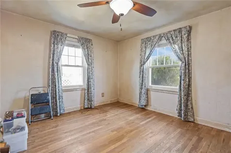 190 Chapmans Avenue Warwick RI 02886