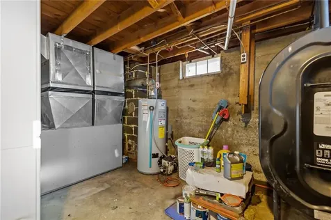 190 Chapmans Avenue Warwick RI 02886