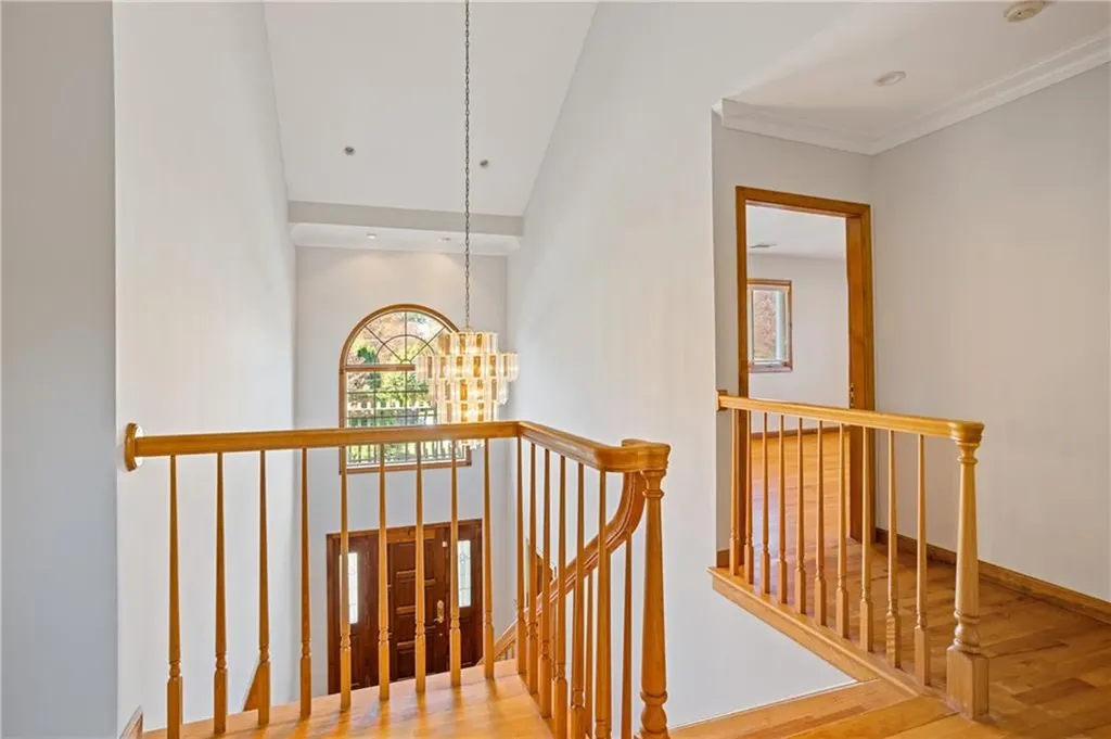 25 Linfield Circle Lincoln RI 02865