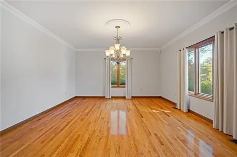 25 Linfield Circle Lincoln RI 02865