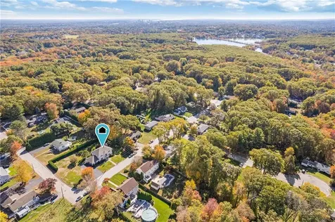25 Linfield Circle Lincoln RI 02865