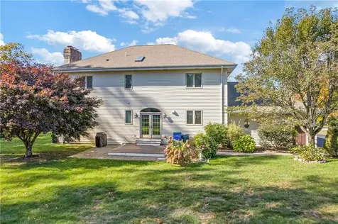 25 Linfield Circle Lincoln RI 02865