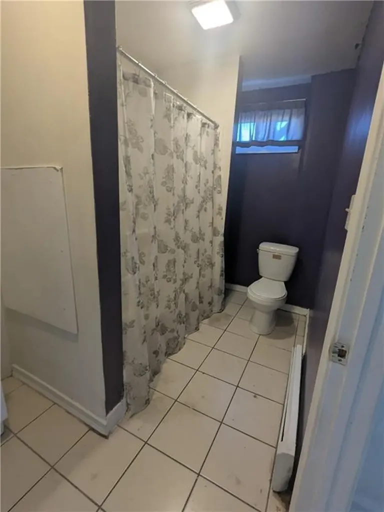 654 Cranston Street Providence RI 02907