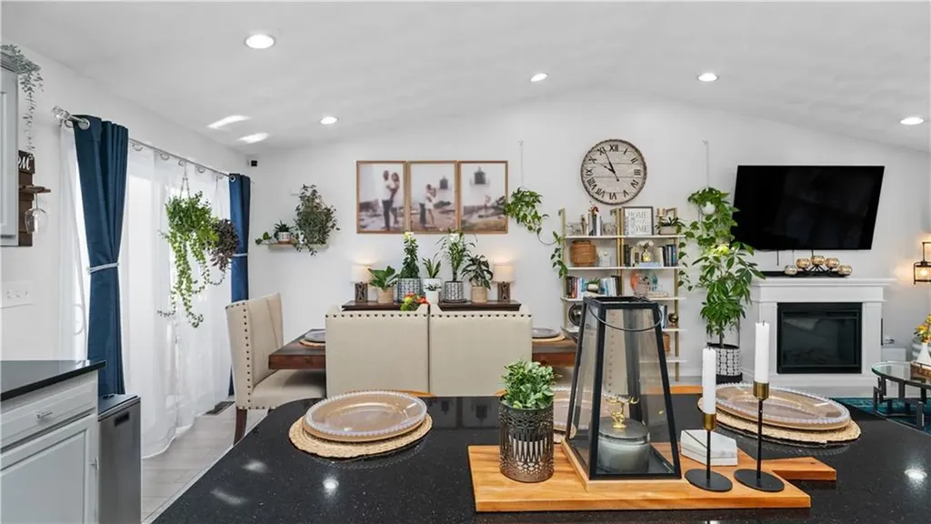 54 Centracchio Street West Warwick RI 02893