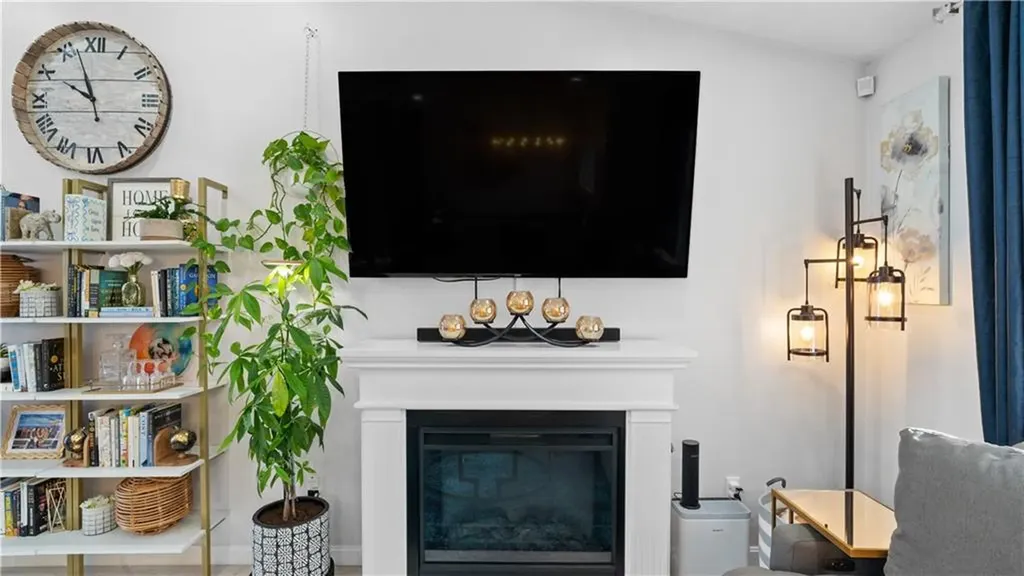 54 Centracchio Street West Warwick RI 02893