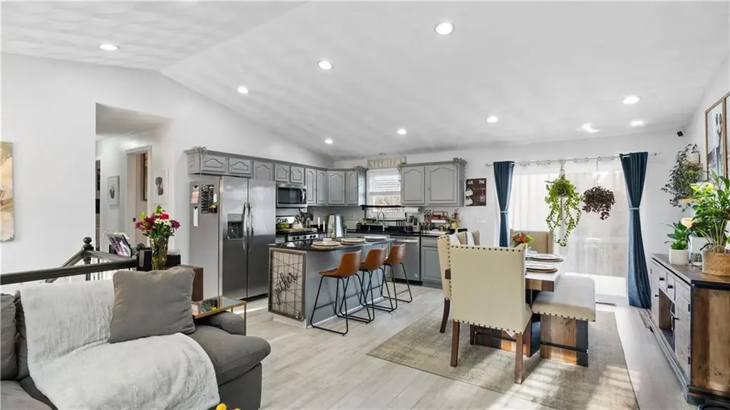 54 Centracchio Street West Warwick RI 02893