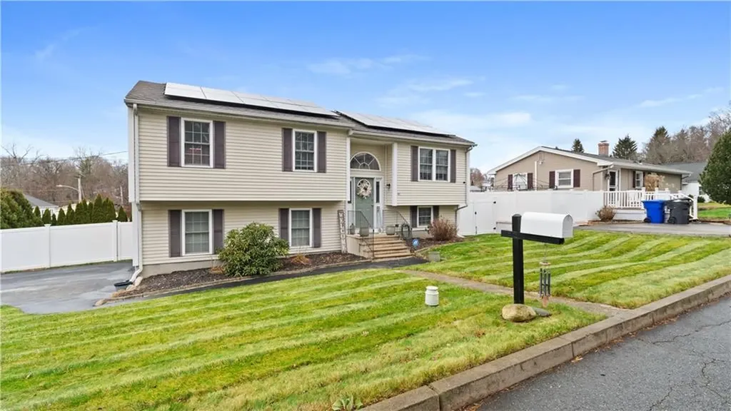 54 Centracchio Street West Warwick RI 02893